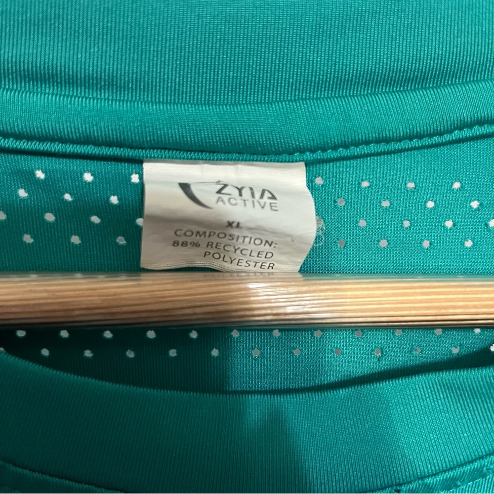 Zyia Long Sleeve Activewear Shirt Women's XL Chill Perforated Teal Gym Workout - Picture 6 of 9